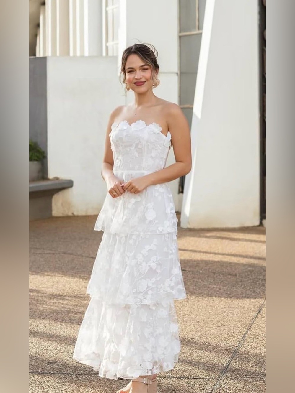 Strapless White with hints of faint lavender Floral Lace Tiered Dress Sz 4-6